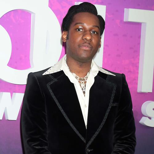 Leon Bridges believes artists have ‘responsibility’ to empower fans